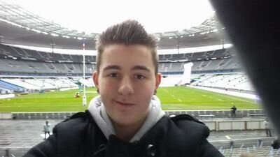 Jordane 15 ans jeune Parisiens intérreser par le foot ,le basket et le rugby mais je kiffe aussi et surtout la vie et puis ma devise : Yes we can baby !!!