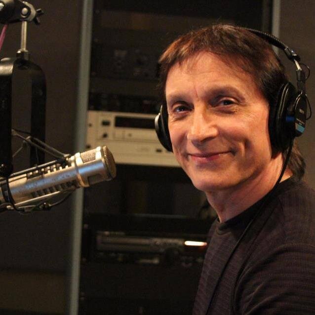 Host Dr. Michael Garko has over 30 years expertise in the fields of health, nutrition and communication.