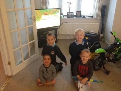 HopcroftPam's profile picture. 