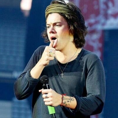 Harry finge ser ativo , mais na verdade é passivo