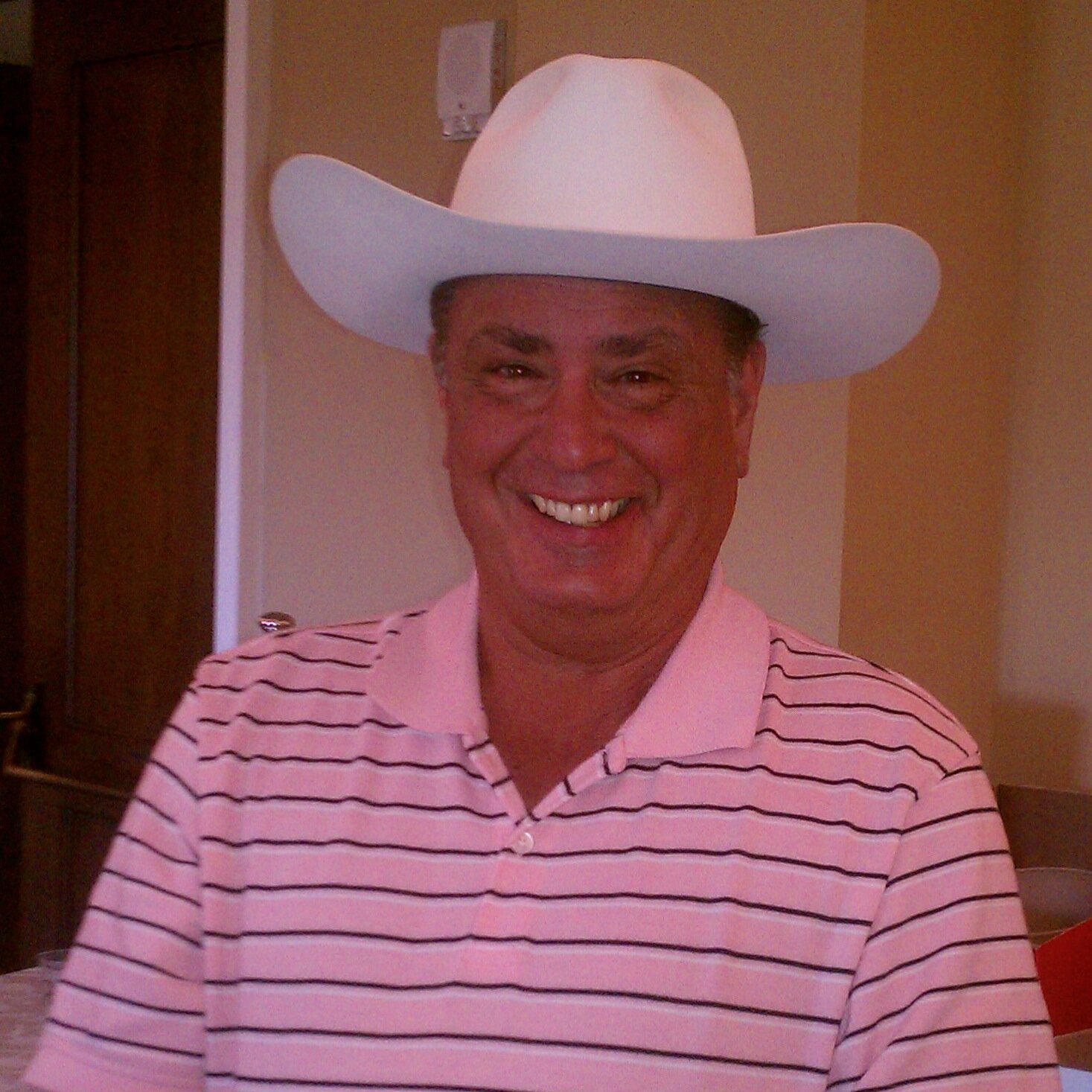 Horseracing writer/author. 2018 NTRA-NHC player. Handicapping, betting, opinion articles. Author of The Kingpins of Riverbend and Tangled Up in Death.