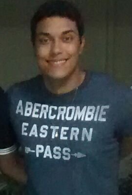 Tudo o que somos nasce com nossos pensamentos. Em nossos pensamentos, fazemos o nosso mundo.