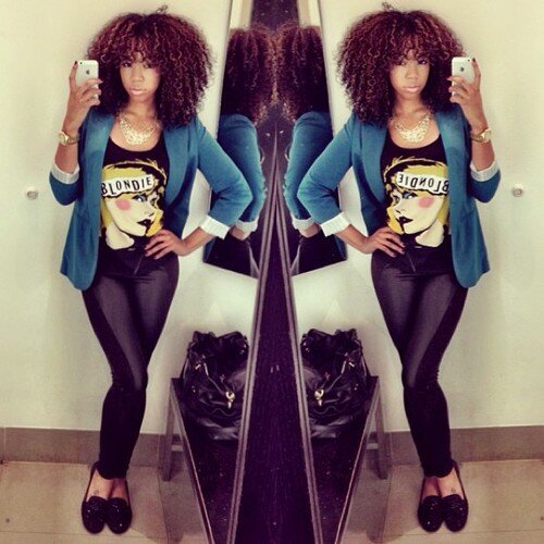 MelloneyPortwin's profile picture. Heads up, stay strong. Fake a smile, move on.