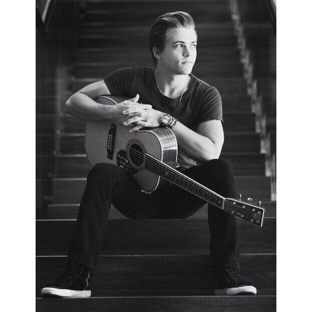 you could say i love hunter hayes