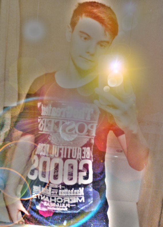 del 01// un niño como cualquiera//música como estilo de vida//karma de mi lado//flechipolla en tu boca y a estudiar jajaaaaa xD