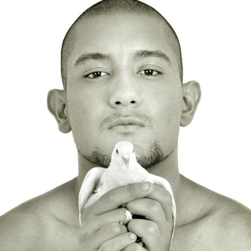 Actor/ /Productor/ creativo y Director de @pradazxeventos  y @zxcirco  ACTIVISTA Y PROTESTANTE , 
Creo en el amor de DIOS
