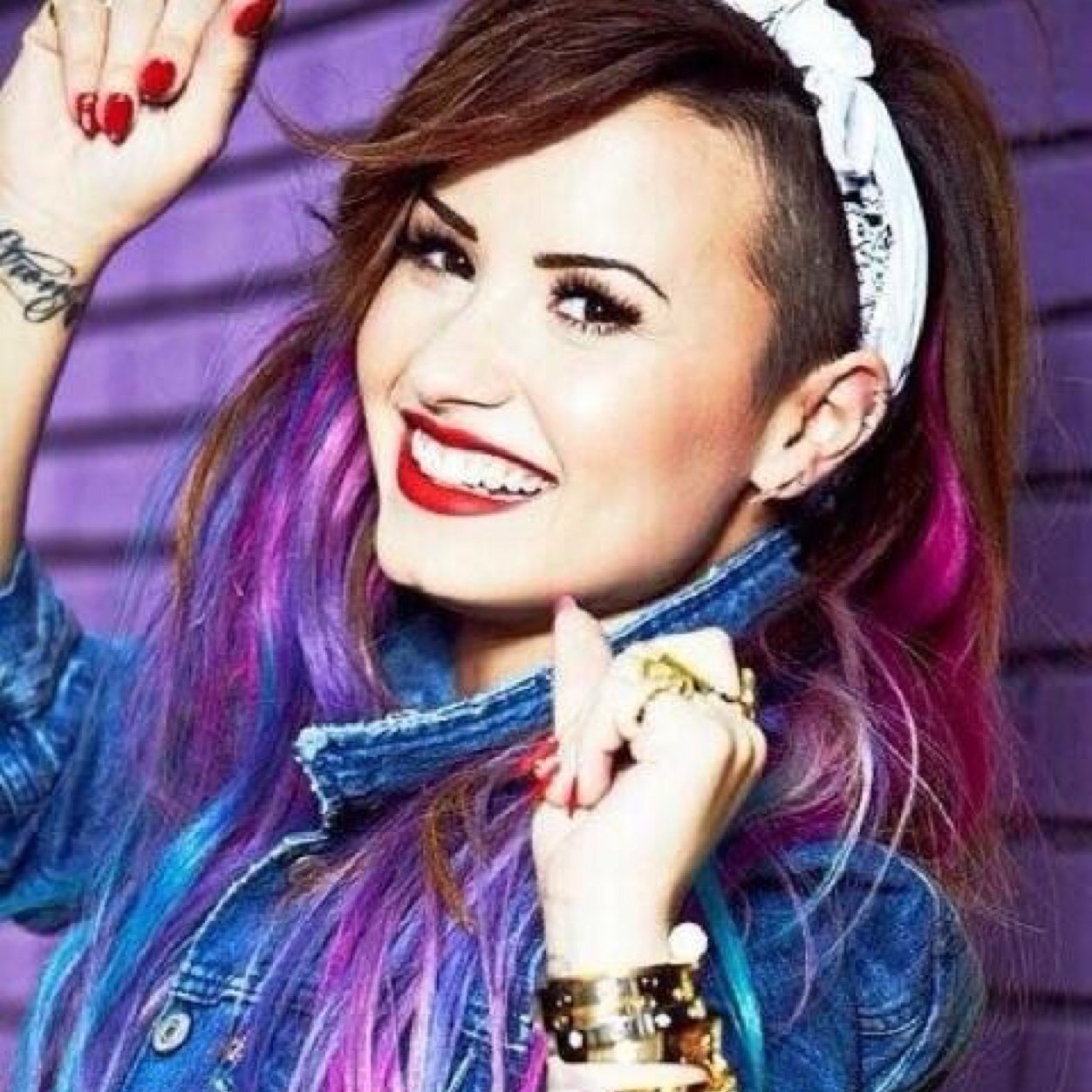 ldemetria01's profile picture. Hey follow us to now everithing about Demi what she is doing her new songs everithing❤