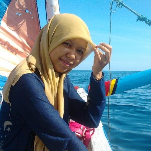 just a ordinary gilr#soiler '10, tanah FP UB#smile is my key to get everything more simple