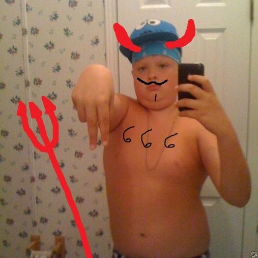 elsatanico666's profile picture. No la pongo nunca.