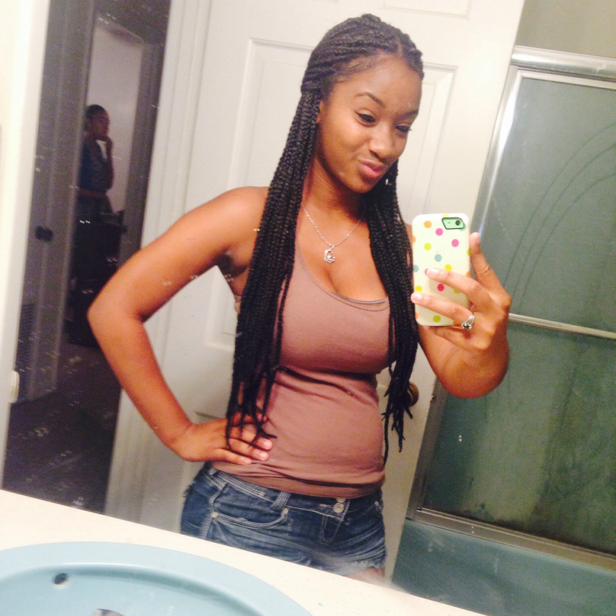 18 years old 
Kaytlen katrell Anderson
Jhazmon rashad Anderson.