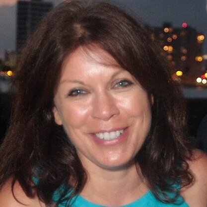 Author of The Playboy, the Poet and the Spy; Swiss Mystery; Palm Beach Busybodies; Soulmates and the 102. Donna is a broker, painter, writer.