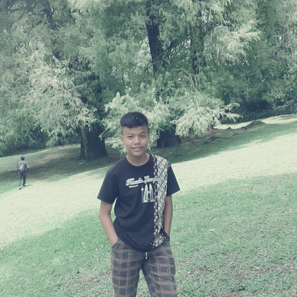 FarizkyCiRibetz's profile picture. S̤̥̈̊l̶̲̥̅̊̝̊̅n̶̲̥̅̊Ǧ̩̥L̶̲̥̅̊ε̲̣̣̣̥