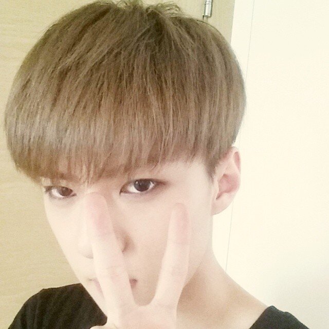 Vina | 97L | All EXO Members | #EXOfans #Babys @ZELO96 | Mention For Follback | #ForeverEXO