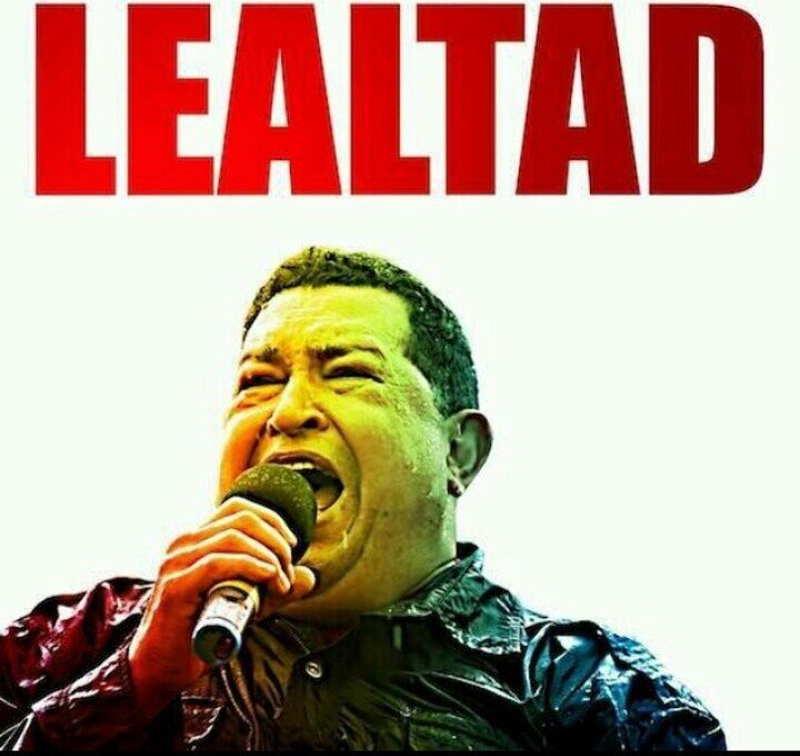 Militante de la vida, Chavista y radicalmente leal a la Revolución, Amando Venceremos!!