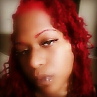 MiszDutchez's profile picture. Flamboyant