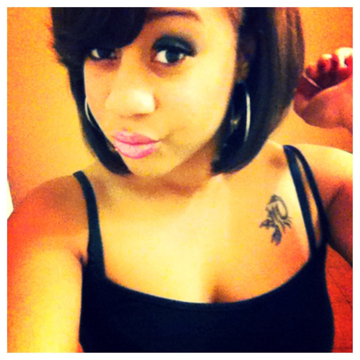 Stay to Myself. Beautiful Inside and Outside.Very aware of myself. #FC15, IG laprecious_tierra