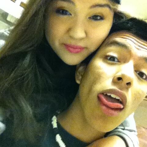 Axx098's profile picture. I write music , sleep , eat food