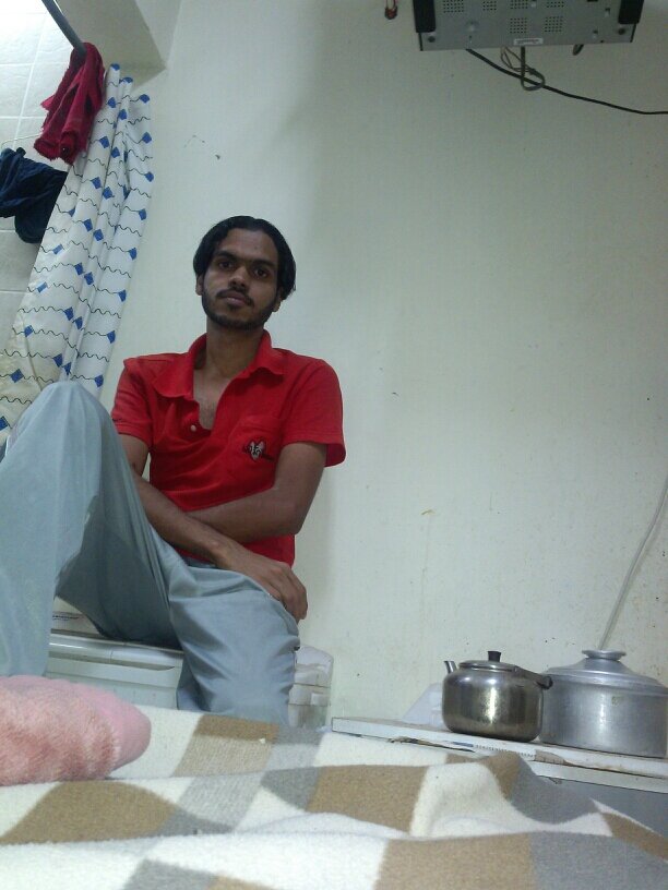 9995504617