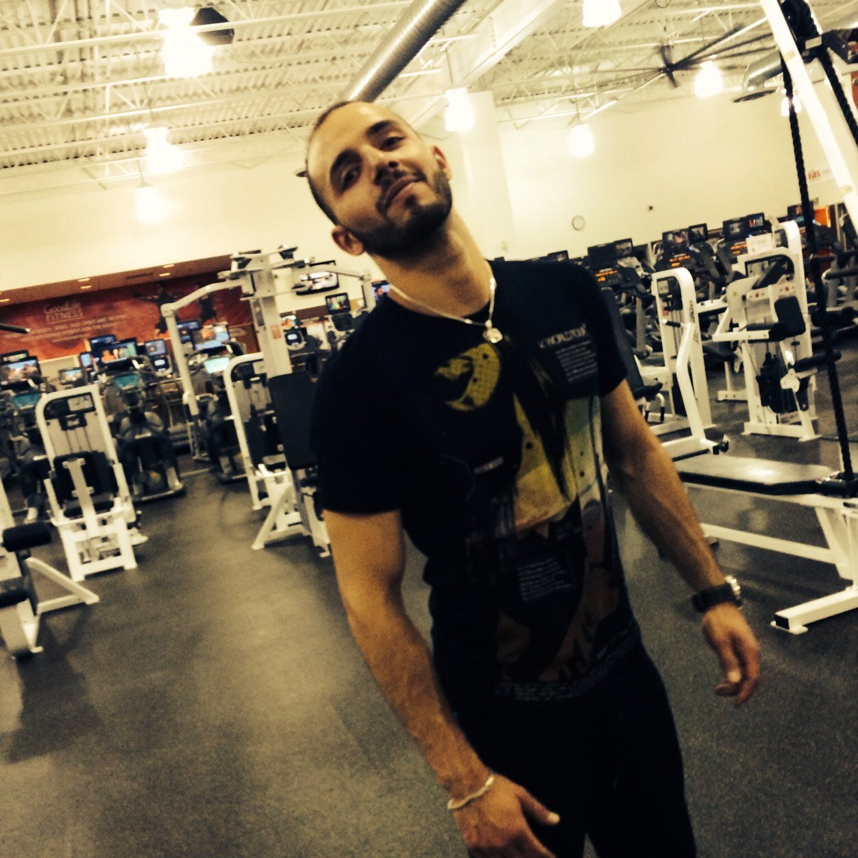 hamdan1102's profile picture. 