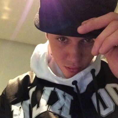 Beliebers isnt a fandom...Were a family :)