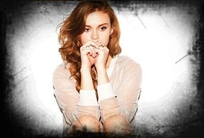 They say grief changes people, and I find it to be painfully true. The intelligent banshee with a fading spark. {Teen Wolf RP}