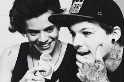 i never wear a mask to hide the true me,  i always wear  a smile  for all of them to see !!  :D follow back !!  ღღ :*