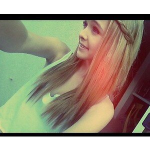 Hey im sandy cx Most amazing people in my life 1D 5sos AMahone These two amazing guys Nash Grier and My husband Cameron Dallas cx