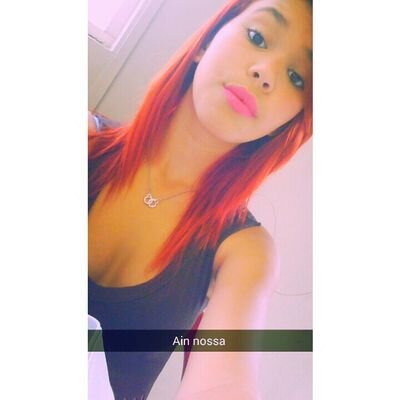 sou teimosa, ciumenta, estressada, confisa e grossa. E ainda assim consigo ser a pessoa mais sencivel do mundo ✌✌