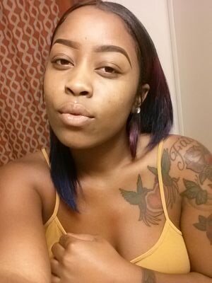 I'm a Queen. That's all that matters. It's money in my Jeans cause its money in my Genes