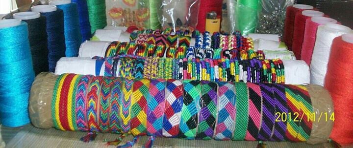 selling bracelets in Oxnard CA at center point mall