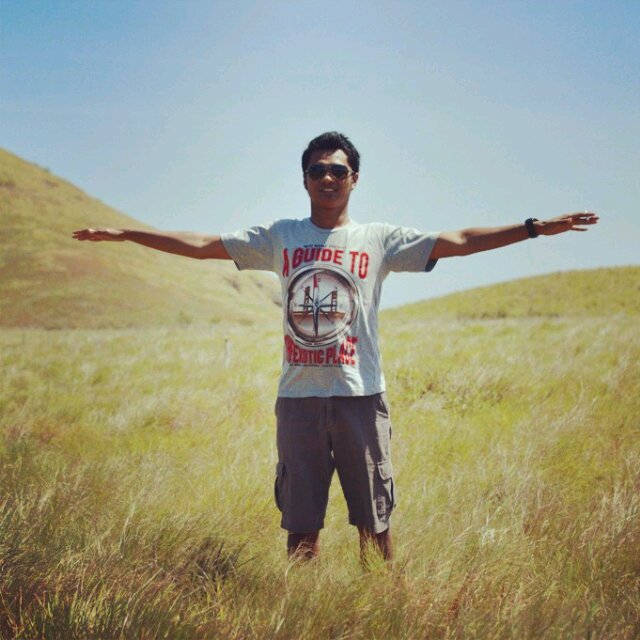 Surveyor kebumian yg lagi dekat sama UAV. Penikmat musik & film serta pemerhati sekitar. Follow aja dulu, siapa tau cocok.