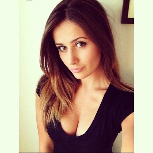 ThaliaPlayford's profile picture. the less you care the happier you'll be.