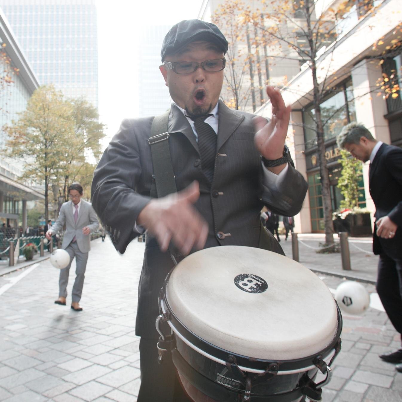 愛、してるかい？ 音、楽しんでるかい？Don't give up the way you are baby! 音楽は息づかい。にっぽんの美しい四季 & Harmony(調和)を大切にし何気なく迎える朝に感謝をしたいと心がけている。