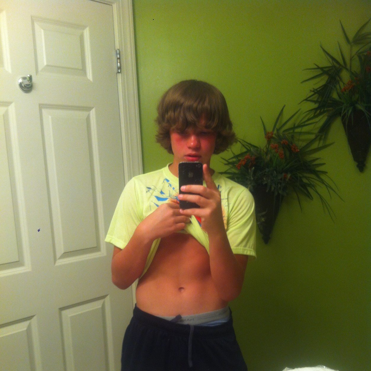 Im a qarterback and reciver i go to meek high school football is my favrote thing im 14 years old