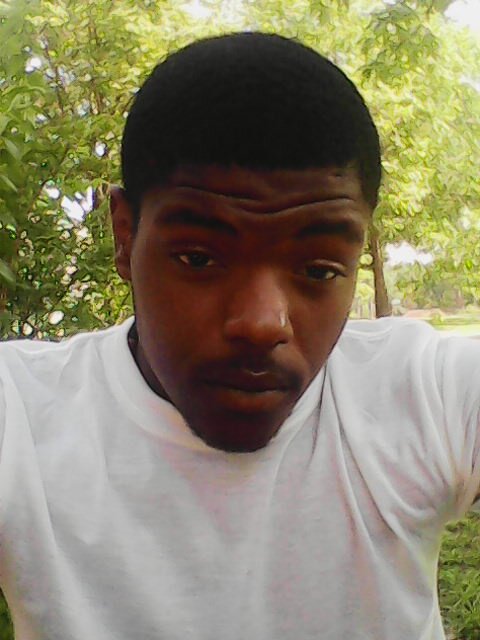 keepin my distance from alot of people maybe life will become easier for me....