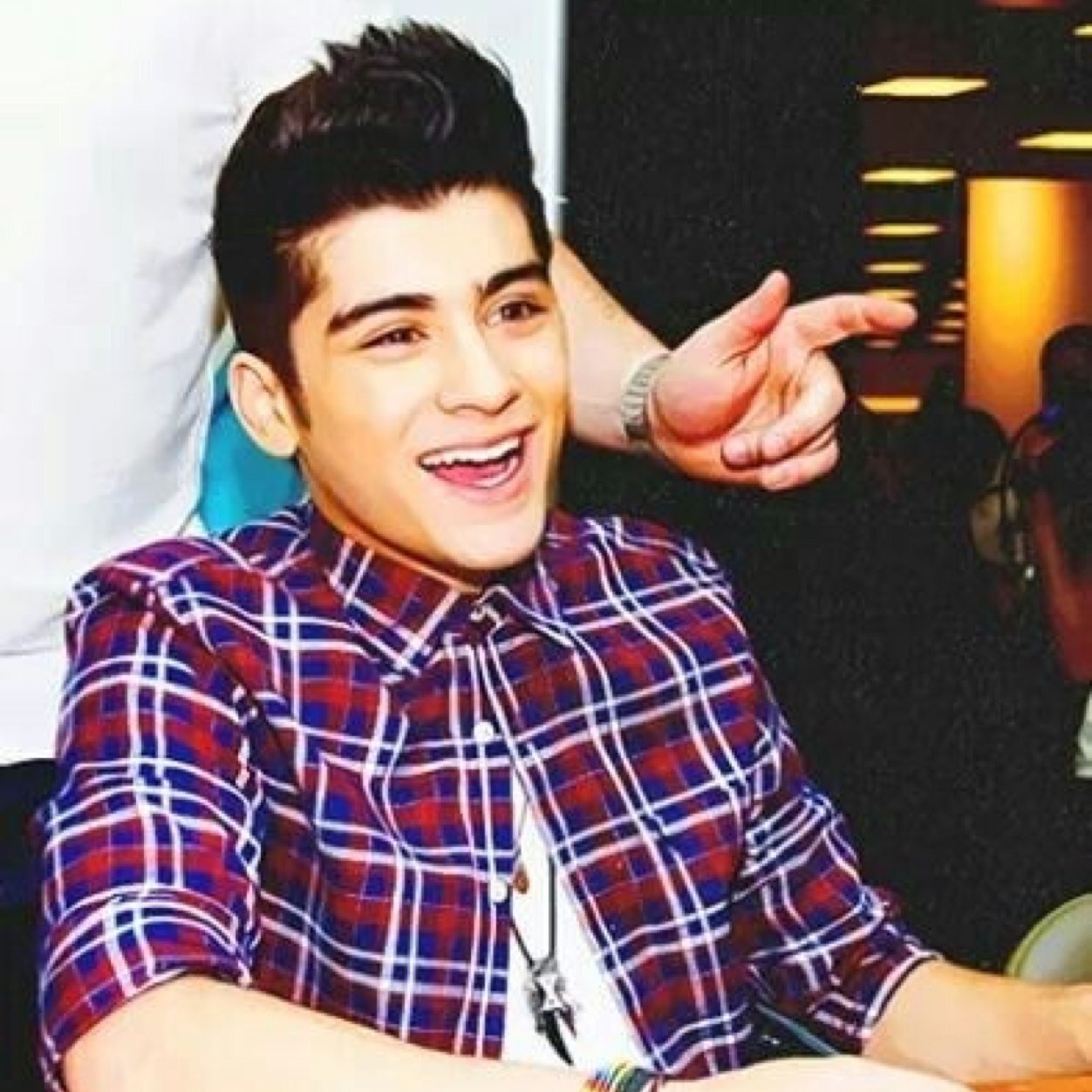 zxynrry's profile picture. Please follow @lasvegaszayn thanks :D x