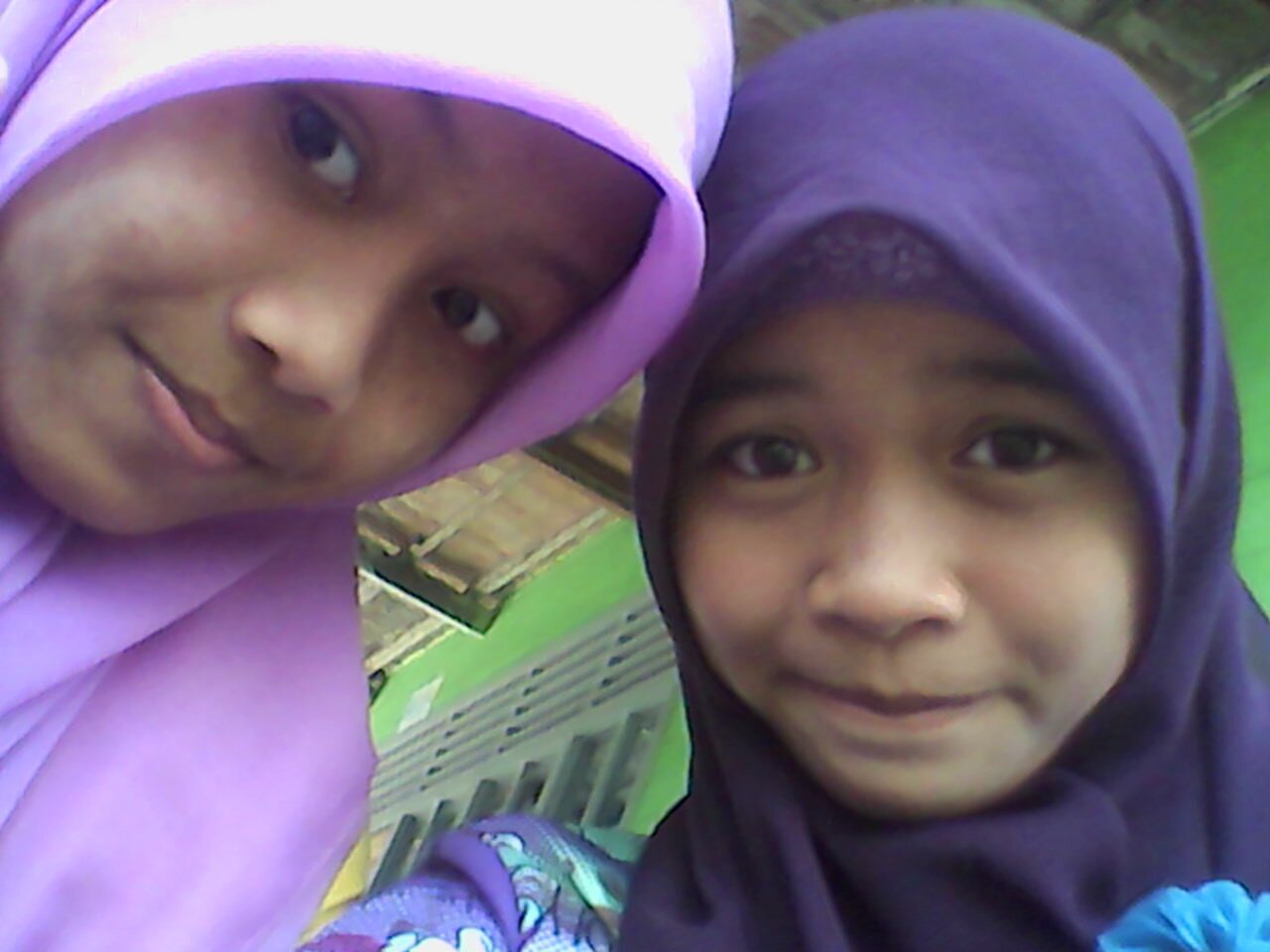 nama:jubaidah
tgl lahir:08-08-1999
umur:14
hobi:badminton,menulis,
cita2: penyanyi