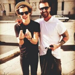 ☞ Most awkward guy in the universe. ☜                        FL • RP