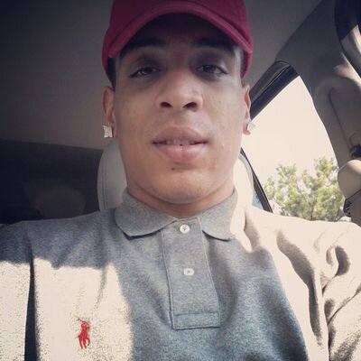 lightskin_beezy's profile picture. Follow me on IG Lilbeezy_12 kik me: Lilbeezy_12