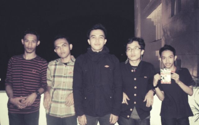 Official twitter of Vittoria band