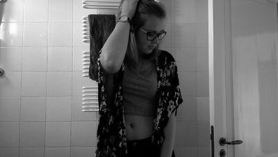 EisforEllie's profile picture. 