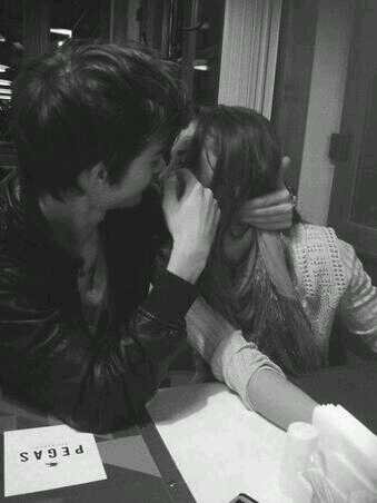 TheoG_RdB's profile picture. Empresario Multimillonario, Padre de Sophie Grey. Mi novia: Julianne 2/6/14♥ |BFF Tessa ♥|