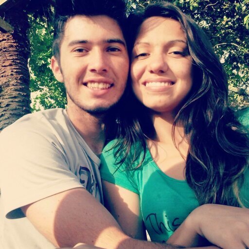 ela tem namorado e muito ciumento por sinal, então vazem, flw , @alocandeeer aqui , ahhh amo voce amor :3