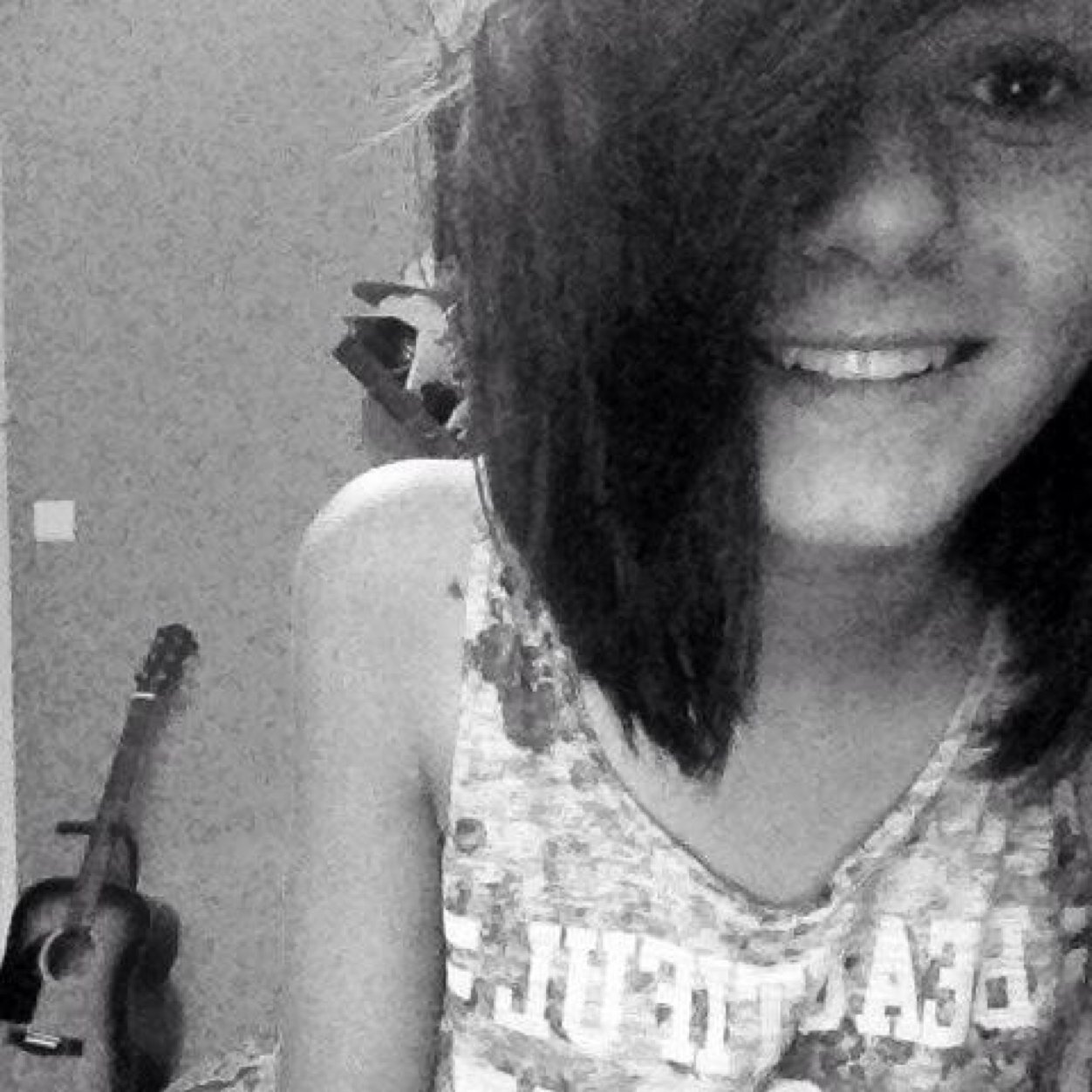 Carole, 14yo | Toulousaine | Musicienne. 291013. 040912. 230413. 230414.