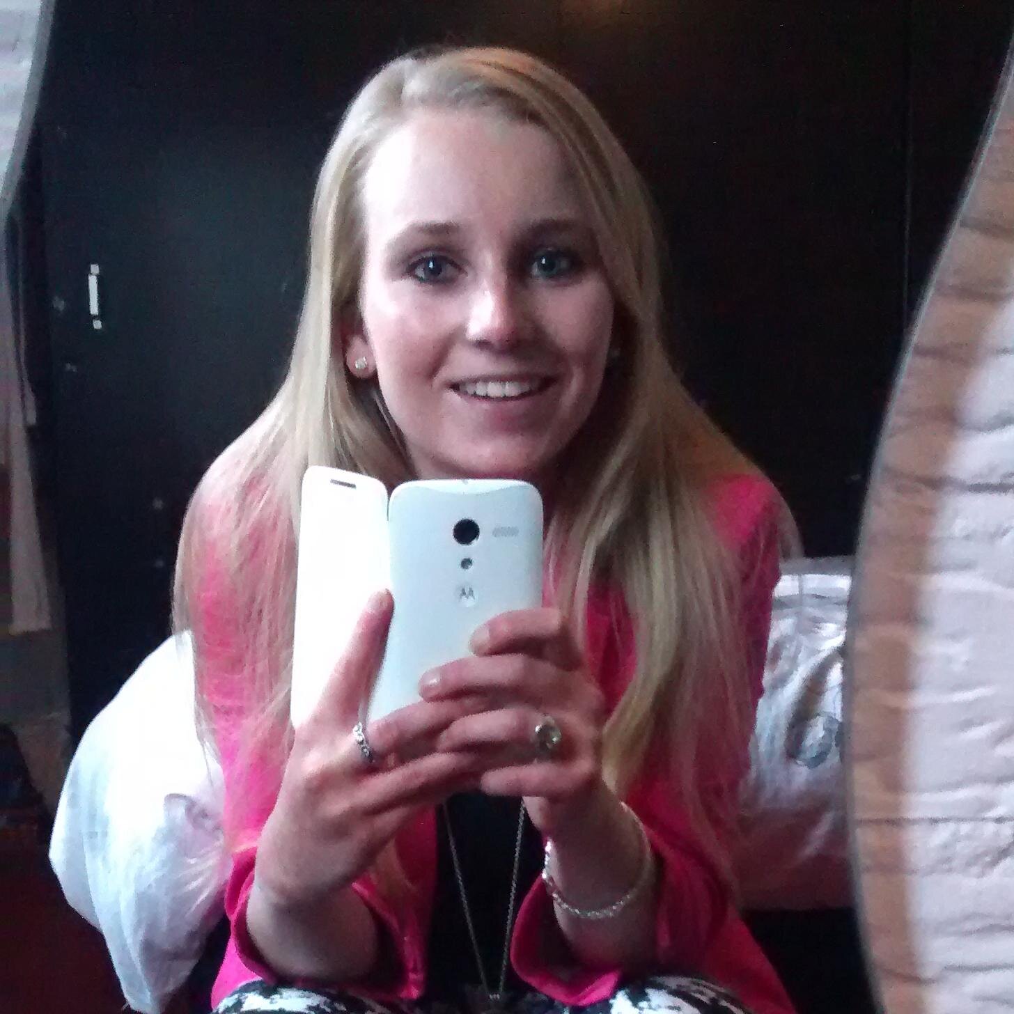 brittderksx's profile picture. 