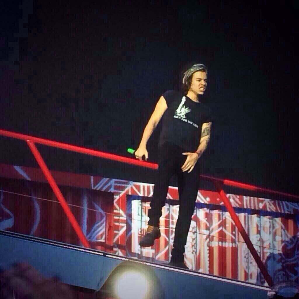 'Y ya, después de todo, sabrás quién está ahí de verdad, quién nunca estuvo y quién no estará jamás.' // 1D is my dream . 11/07/14