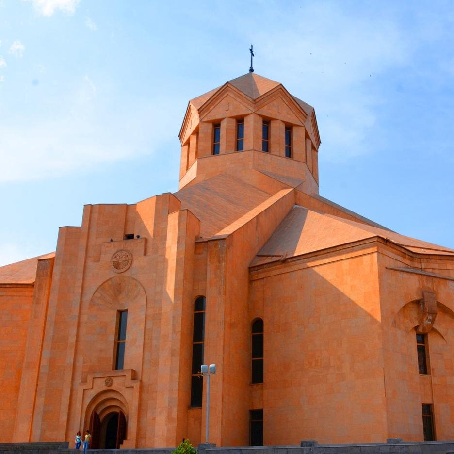 ԵՐԵՎԱՆԻ ՍՈՒՐԲ ԳՐԻԳՈՐ ԼՈՒՍԱՎՈՐԻՉ ՄԱՅՐ ԵԿԵՂԵՑՈՒ «ՀԱՎԱՏԱՄՔ» ՀՈԳԵՎՈՐ ՄԻՈՒԹՅՈՒՆ
