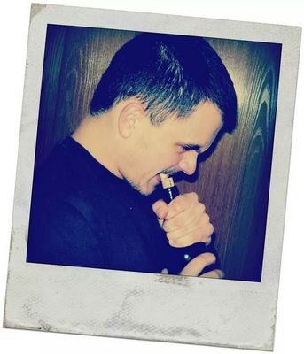 vidojez's profile picture. 