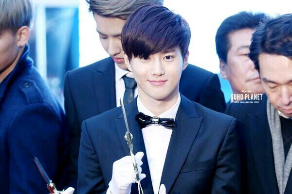 23.11.12 ผมคิมจุนมยอน อบอุ่น หล่อ น่ารัก ลองมาคุยกันก่อนนะเผื่อคุณจะชอบผมบ้าง [น้องชาย @babe_dokyung ] #Exoboth