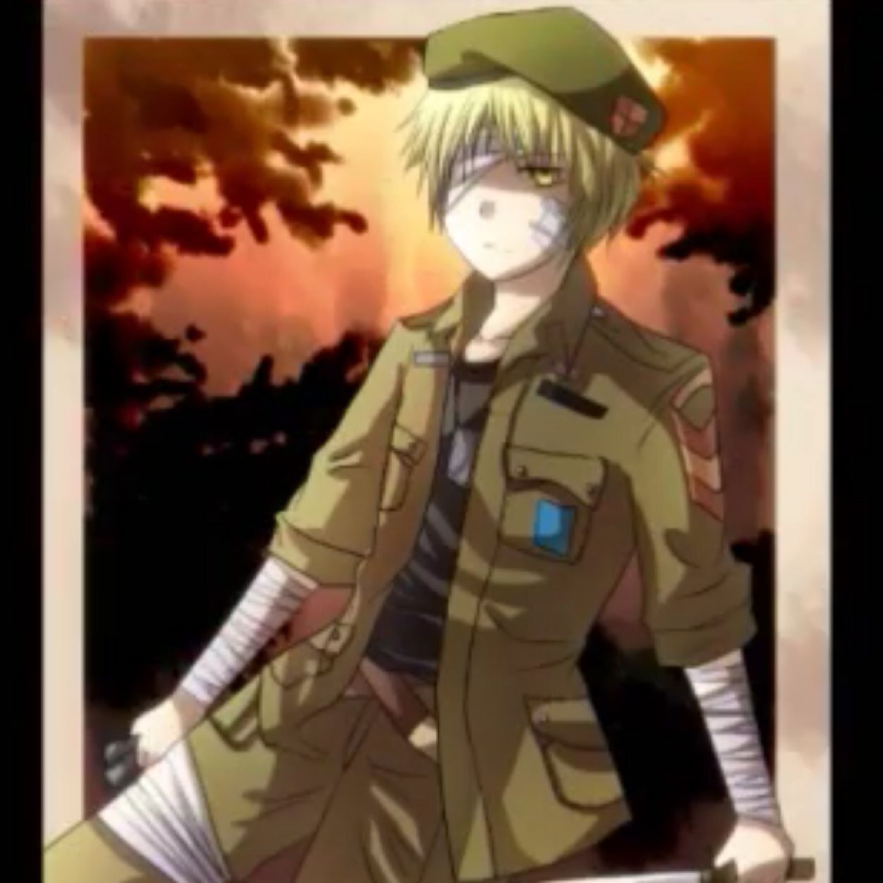 I'm Flippy, I am a Retired Soldier, I once Faught in WAR some time ago, But I kinda went Phsyco..Be carful around Fliqpy..You don't wanna get me on my Dark Side